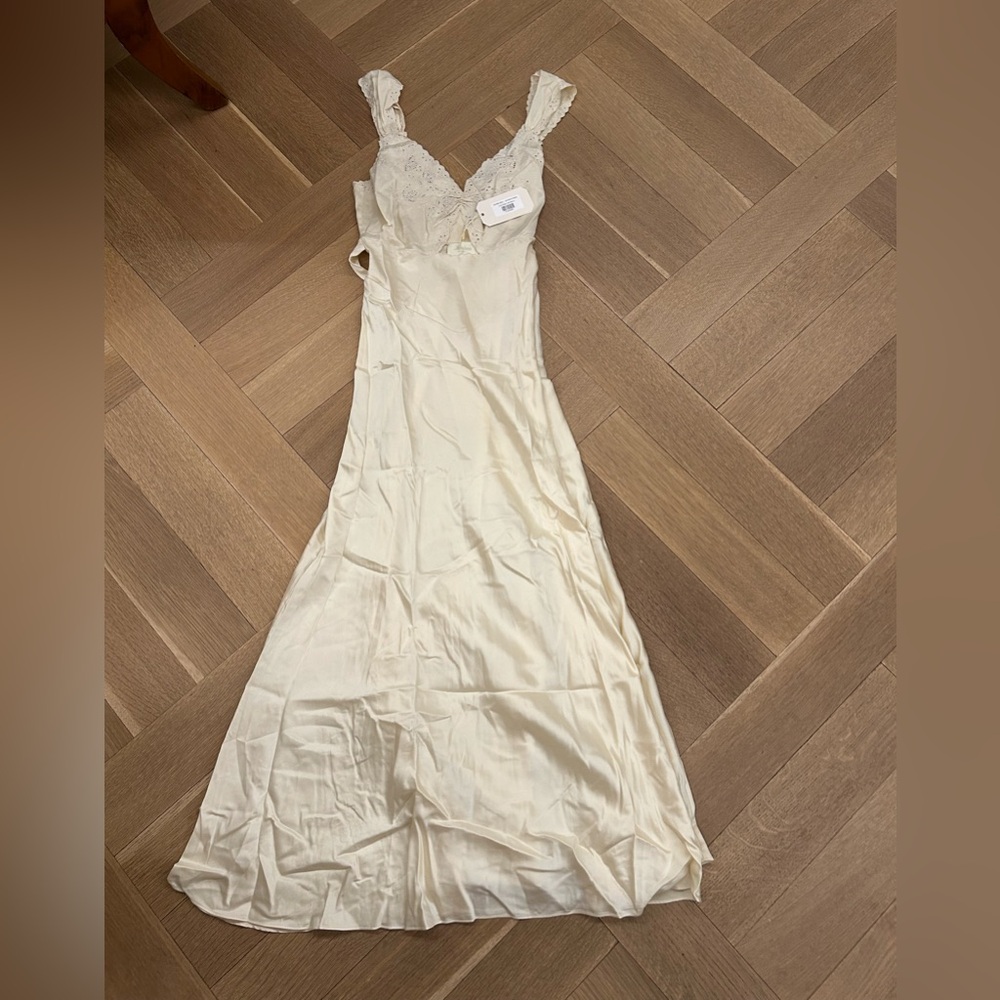 Saoirse size S mother of pearl